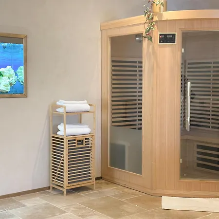 Vénus Suite&Spa - Suite avec spa privatif LʼArbresle